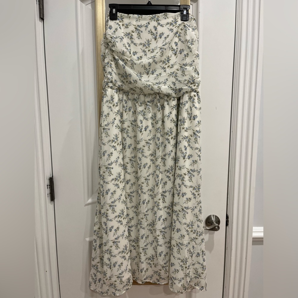 Floral maxi skirt NEW